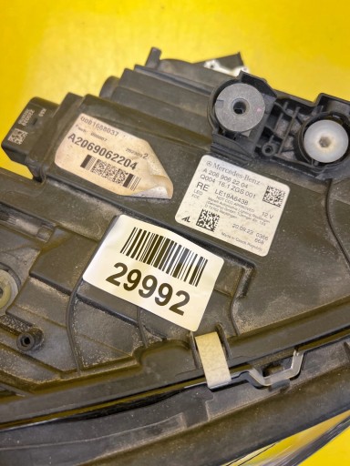 light right Mercedes C-Klasa W206 Digital Light A2069062204