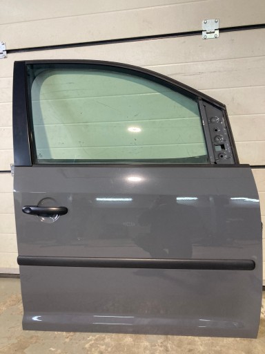 Дверь справа спереди vw caddy 2k 11-15 lh7j