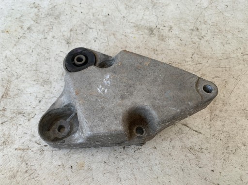 # instrument tabla držač motora RENAULT 8200058523