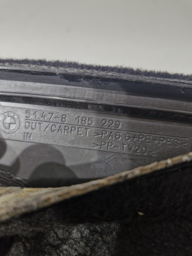 8185229 BMW E39 tapacír kufru levý záď