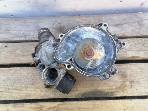 BMW 4.4 N62 VODENA PUMPA 7524552 7507849 7531859