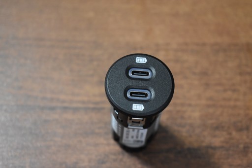 IDEALNE PORTY ZLACZE USB-C X2 PORSCHE MACAN 1 9