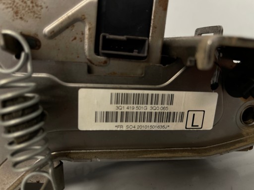 VW PASSAT B8 steering wheel rod blocking 3Q1419501G