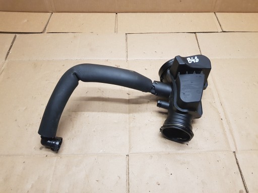 BMW F20 F21 F30 воздушный резонатор 8601681