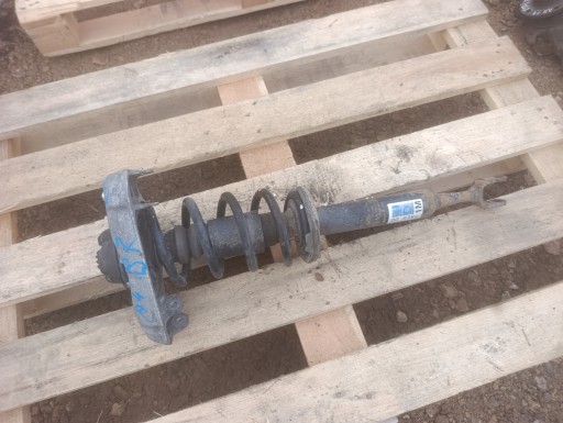 MACPHERSON shock absorber front front AUDI A4 B6 8E0413031DD 8E0DD