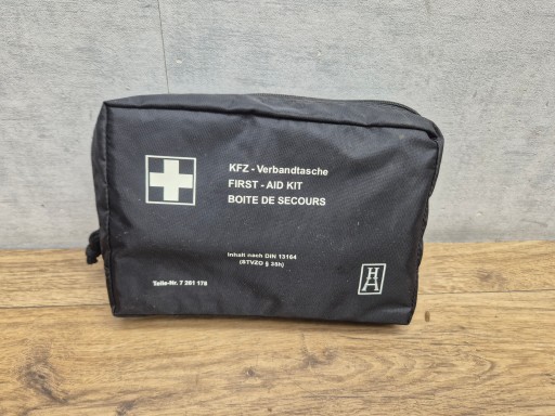 BMW OE auto lékárnička FIRST AID KIT 7261178