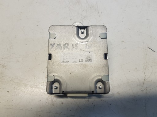 Yaris IV P21 модуль драйвера 86572-k0010