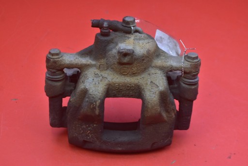 caliper brake right front TOYOTA AURIS II E18 1.6 VALVEMATIC 112 KM