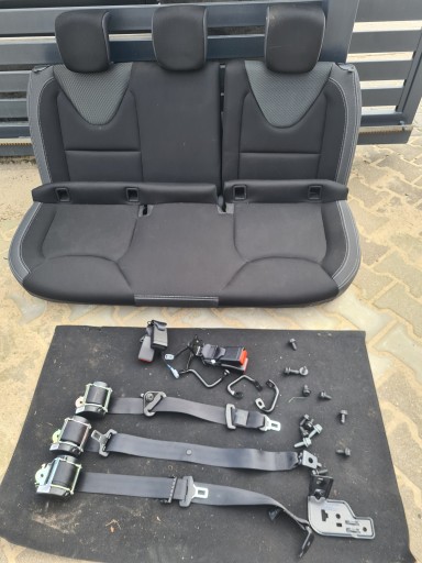 98989895 - RENAULT CLIO IV 4 HB ЛИФТ 5 ДВЕРНЫХ СИДЕНИЙ РАЗДЕЛЕННЫХ