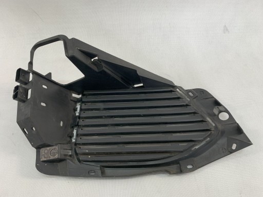 maska mřížka nárazník levá Peugeot 3008 2 II 16-20r 9810870377 03.25