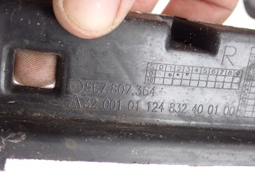SKODA OCTAVIA IV 20- Support plaque de l’échappement Droit