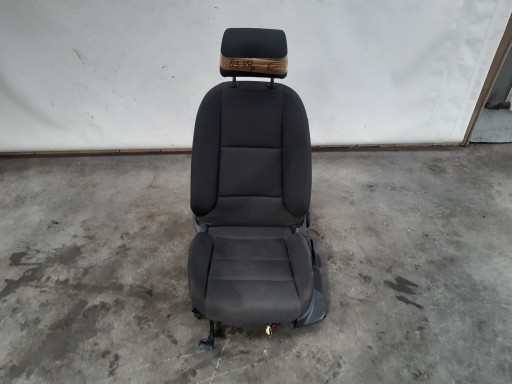 seat left front Audi A3 8P