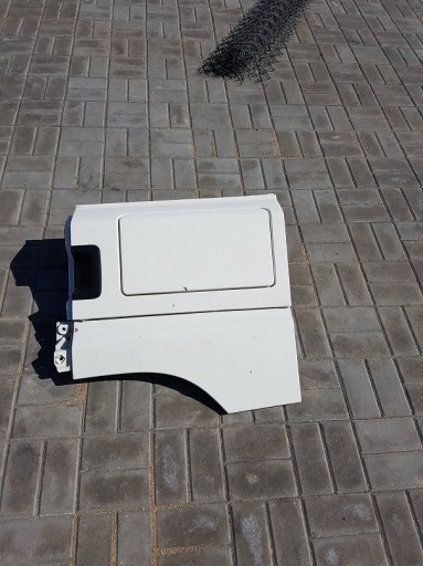 ПОДОВЖУВАЧ СТУПЕНІ КАБІНИ LH DAF CF 106 EURO 6