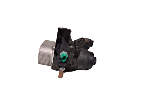 VW PASSAT B8 15 R масляный фильтр радиатор 03N117021