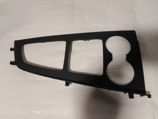 AUDI A4 B9 Châssis TUNELU SRODKOWEGO 8W1864241A