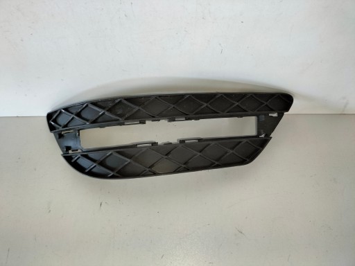 grille grid of a bumper left MERCEDES C KLASA W204 LIFT 11