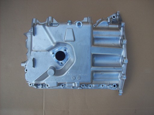 A6510143400 - MERCEDES W117 W176 W246 масляний піддон 651