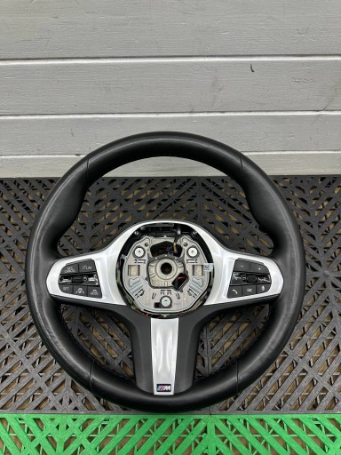 lenkrad BMW 4 G22 G23 G24 G26