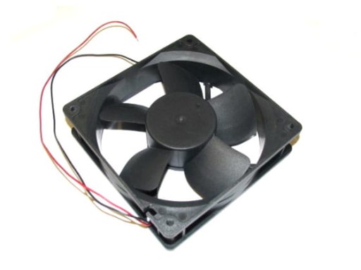 Вентилятор охолодження двигуна 8407021 48V still