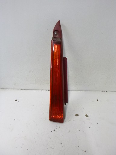 light rear left upper Citroen C4 5D 05r.