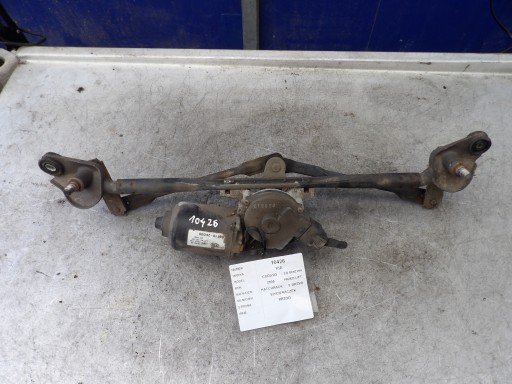 Kia Cerato and wiper mechanism front