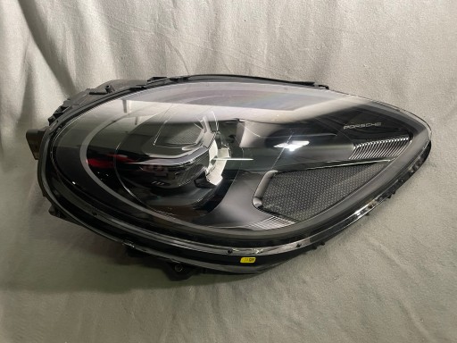 95B941010AS - PORSCHE MACAN 95B LIFT GTS FULL LED ЛАМПА ПРАВА