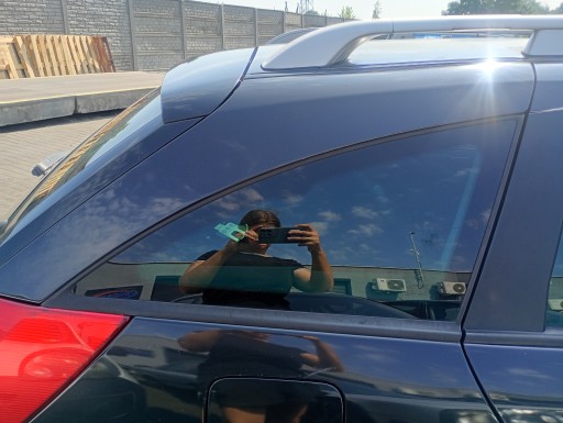 prozor bočno karoserija desna stražnji dio Renault Laguna 2 II 02-07