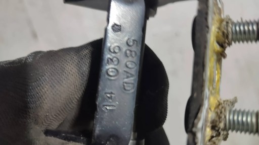 Jeep Cherokee KL 15r. 2.0d hinge of rear bonnet rear part boot