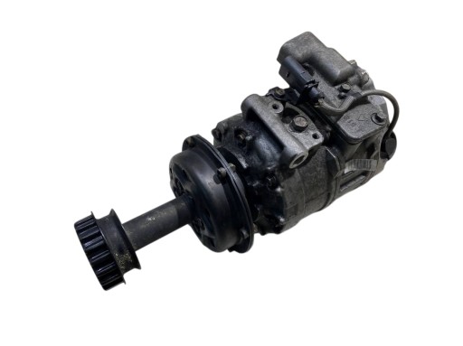 compressor of the air conditioning TOUAREG and 5.0 V10 TDI 7H0820805F