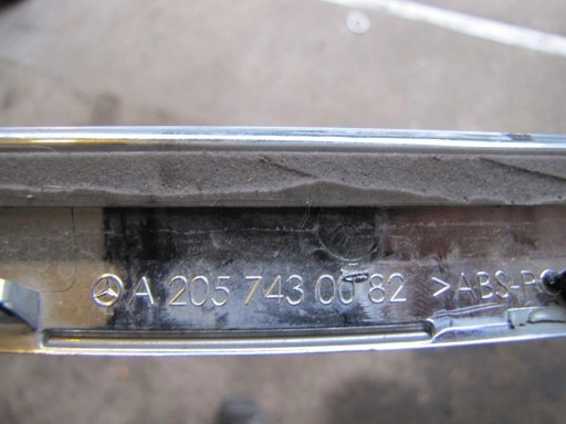 MERCEDES C W 205 - cromato modanatura del cofano PORTELLONE COFANO POSTERIORE