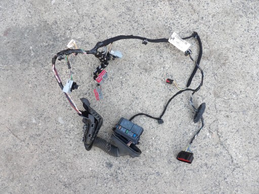 FORD FIESTA MK7 2013 5D bundle door right front