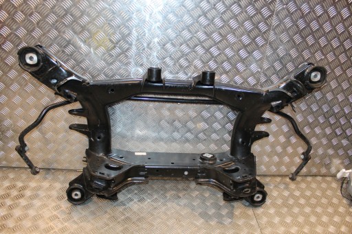 6787218 - Балка задньої підвіски bmw f25 f26 6857983 + стабілізатор