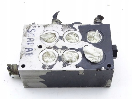 ГІДРАВЛІЧНИЙ РОЗПОДІЛЬНИЙ КЛАПАН STERLING 8F4772B