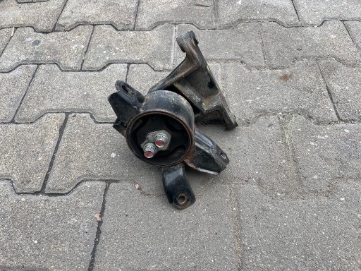 Hyundai I30 II 1.6 CRDI airbag gearbox mounting