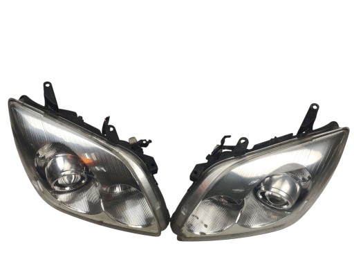 light lights head lights front KOMPLET TOYOTA AVENSIS T25 (03-06) EU