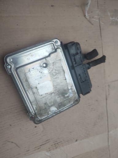 computer ECU Centralina VW 03C907309E 0261S06351