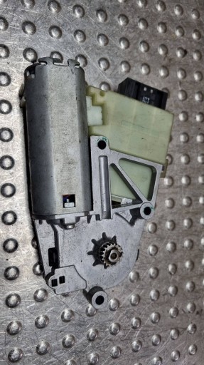 Micro moteur Toit ouvrant 9137056 BMW E60 E65 E66 E67