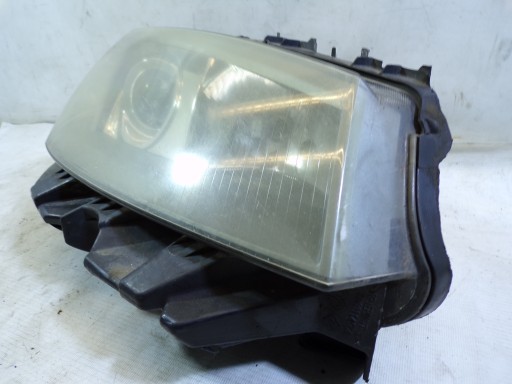 feu avant avant droit RENAULT MEGANE 2 II XENON (K1)