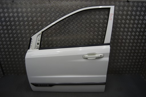 Actyon левая входная дверь ваа