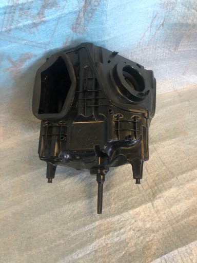 80A133835BG - AUDI Q5 II корпус воздушного фильтра 80A133835
