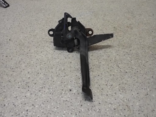 AVENSIS VERSO 02-08 ЗАМОК ВІДКРИВАННЯ КАПОТА