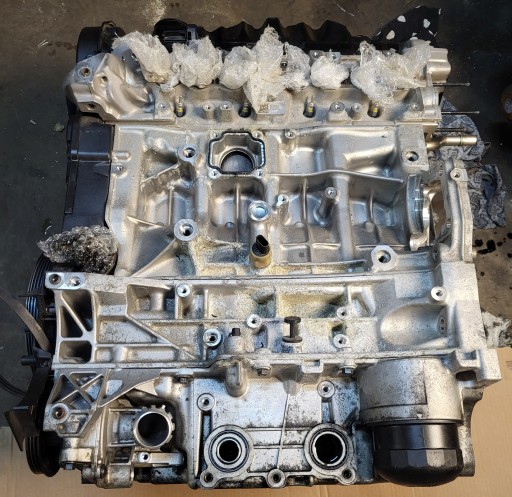 engine head. oil sump VOLVO XC60 II 2.0D MILD HYBRID XC90 V90 D420T2