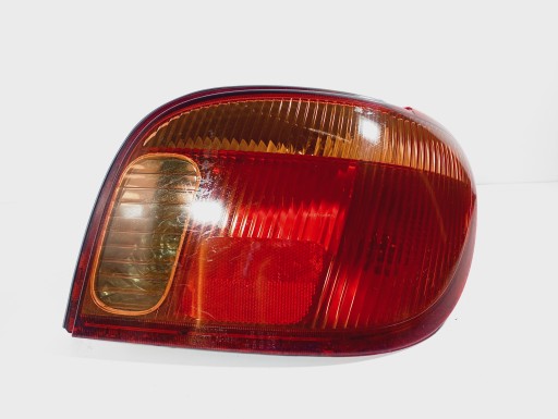 light right rear rear part OE 62053 Toyota Yaris and 1 99-05