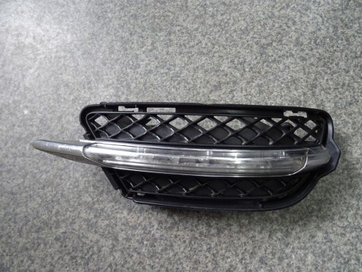 A2210201056 - MERCEDES S-Class 221 W221 LIFT LED DRL R + решетка радиатора