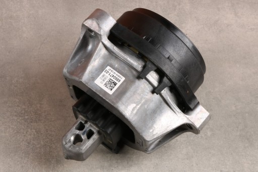 BMW G15 G20 G21 G30 G31 X3 G01 B58 B58C B58D engine mount left 6860471