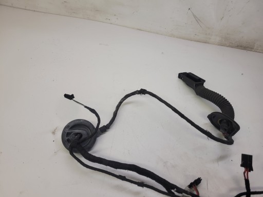bundle door left rear part AUDI A4 B8 LIFT 8K0971687AC