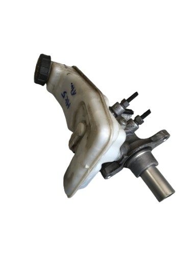 DG9C-2K478-LB - БАЧОК ТОРМОЗНОЙ ЖИДКОСТИ MONDEO MK5