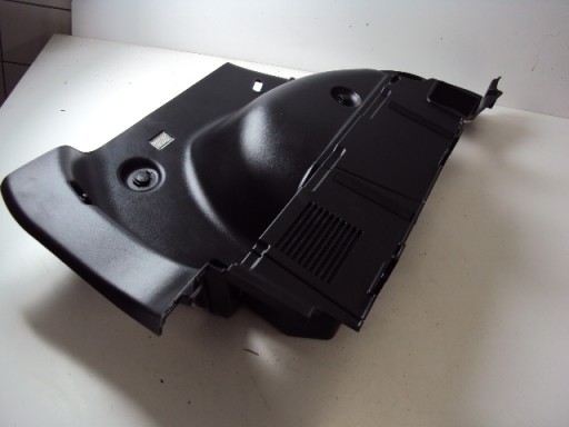 БЕКОН БАГАЖНИКА ЛІВИЙ KIA SPORTAGE III 10-