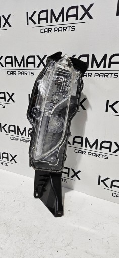 fog light right front TOYOTA YARIS CROSS KOITO 0D-316 original