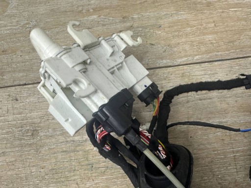 lock door tylnych Wszystkie BMW 7 G11 G12 2581895